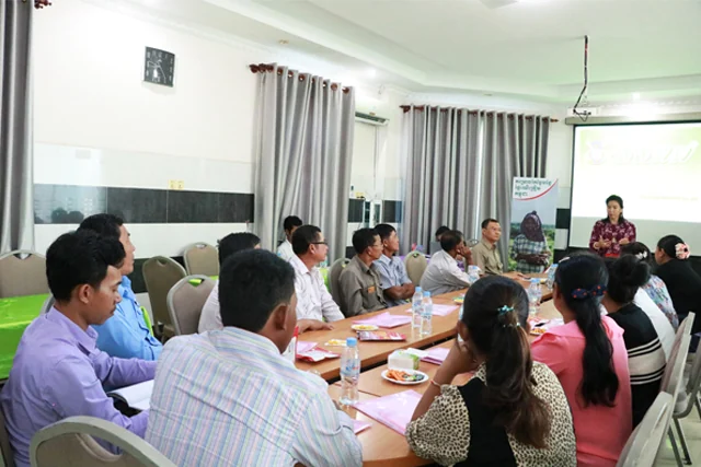 Workshop participants around a meeting table at Lyly