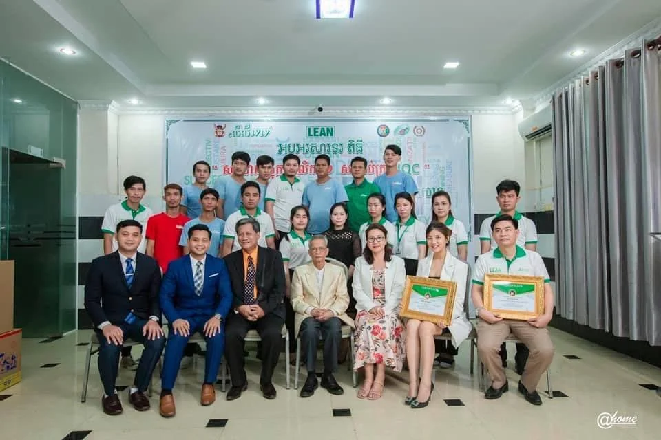 Lyly team and partners at the LEAN project ceremony